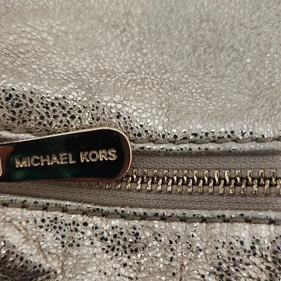 MICHAEL Michael Kors Gold Shoulder Bag - Picture 7 of 16